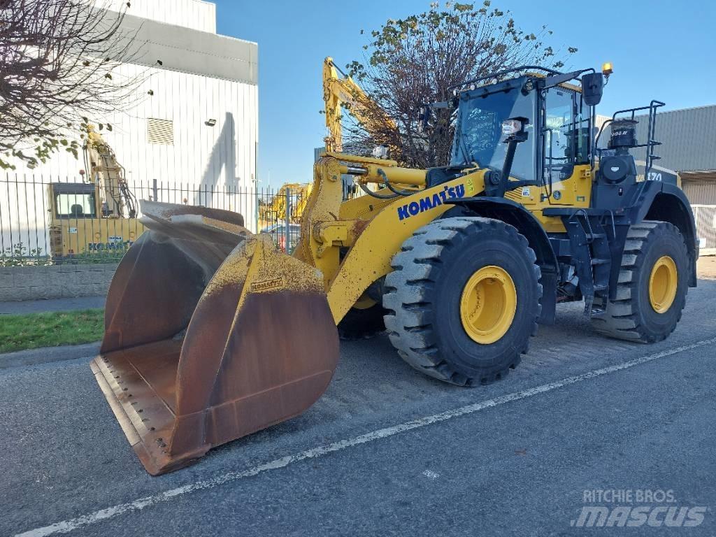 Komatsu WA470-8 Wheel Loaders