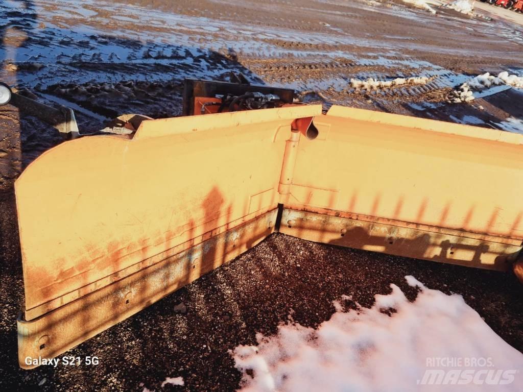 Pronar PUV 2800    OP26 Snow Blades And Plows