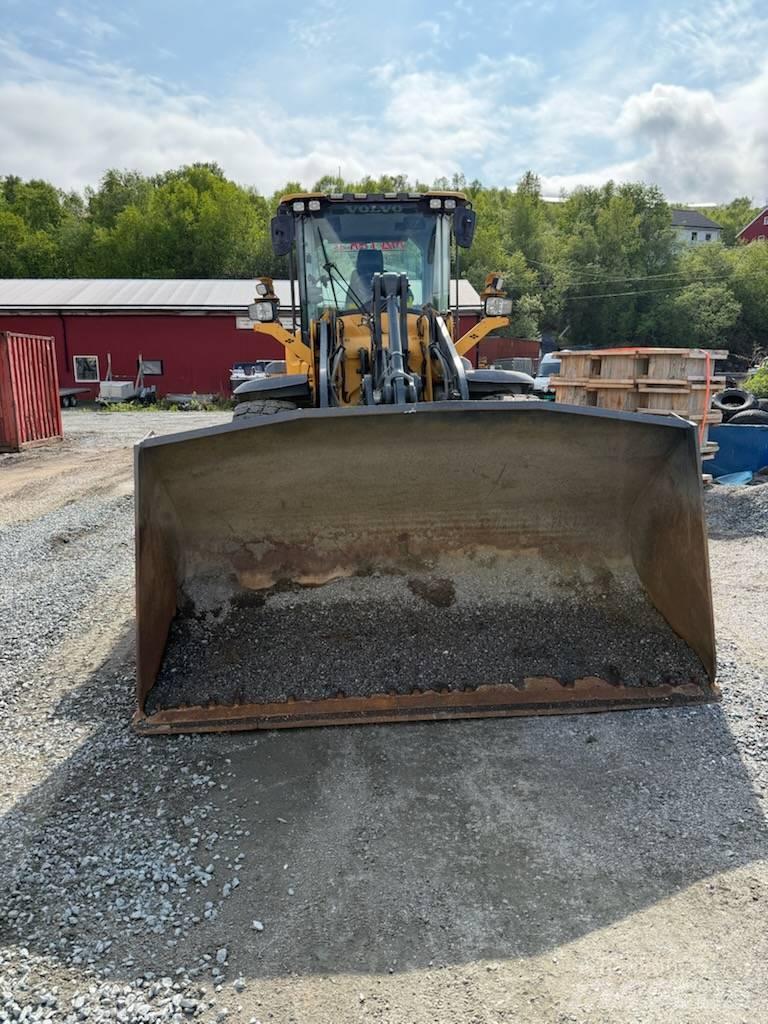 Volvo L 70 H Wheel Loaders