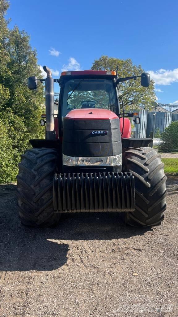 Case IH Magnum 310 Tractors