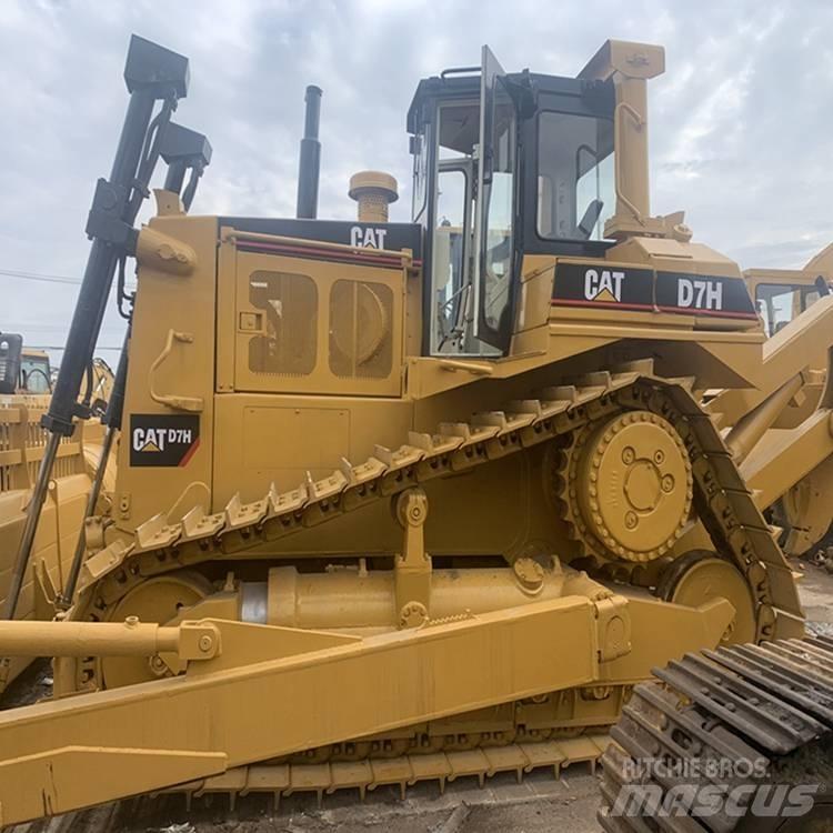 CAT D7H Crawler dozers