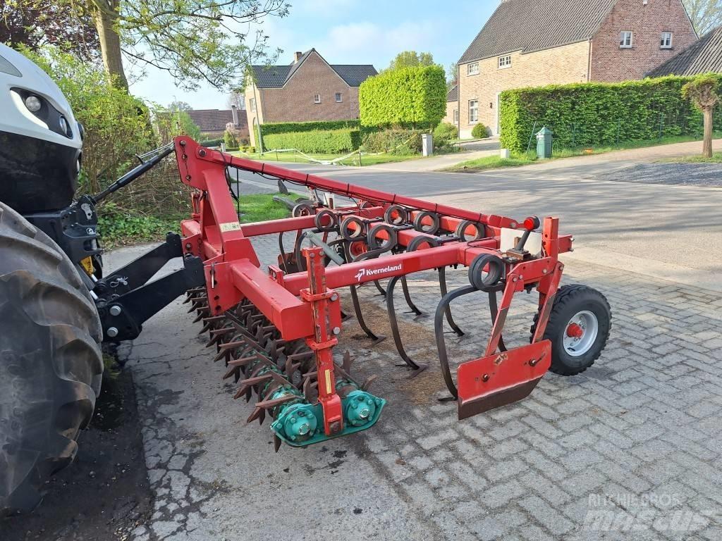 Kverneland STF 300 Cultivators