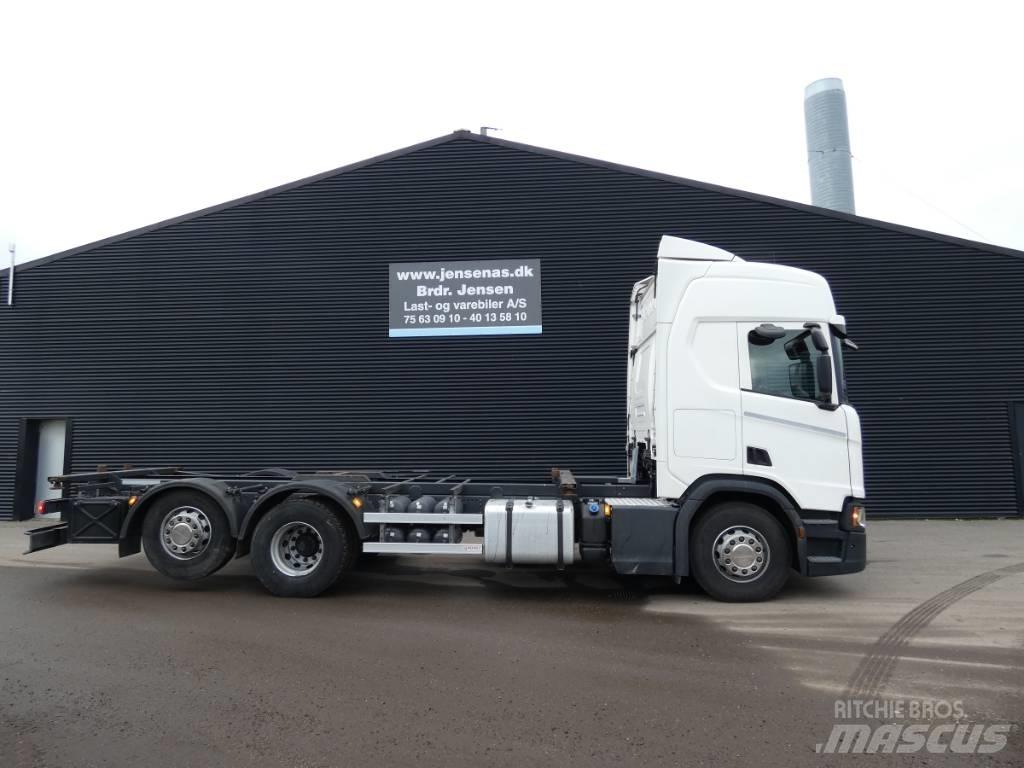 Scania R 450 Cab & Chassis Trucks