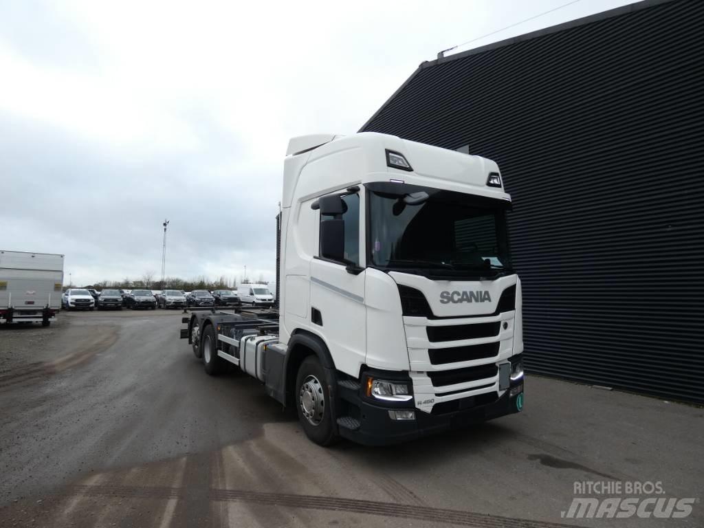 Scania R 450 Cab & Chassis Trucks