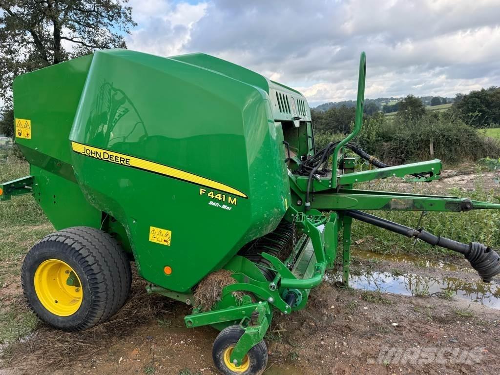 John Deere F441M Round Balers