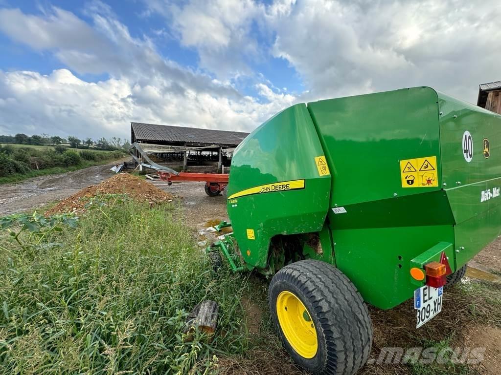 John Deere F441M Round Balers