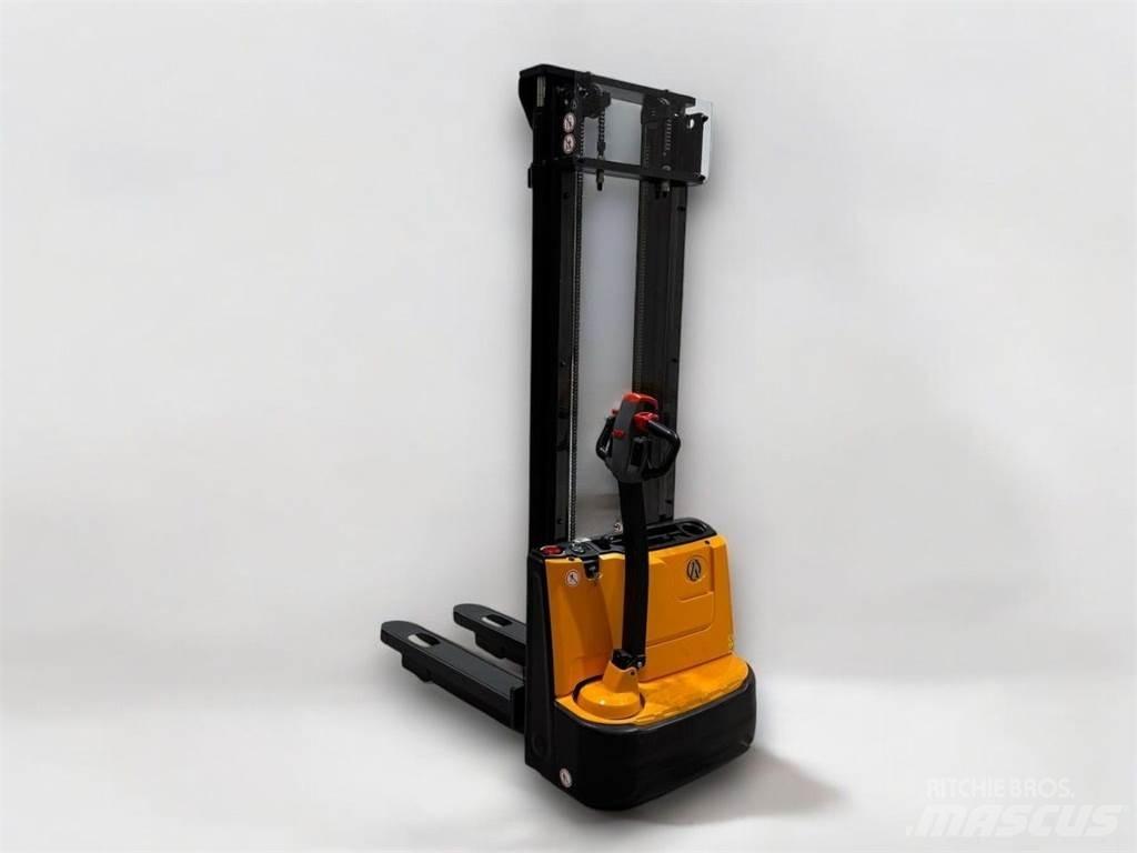  ESA121 2S360 Pedestrian stacker