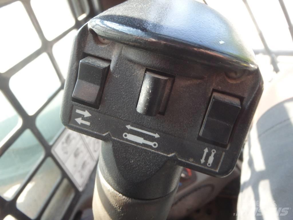 Bobcat S 530 4x4 Skid Steer Loaders