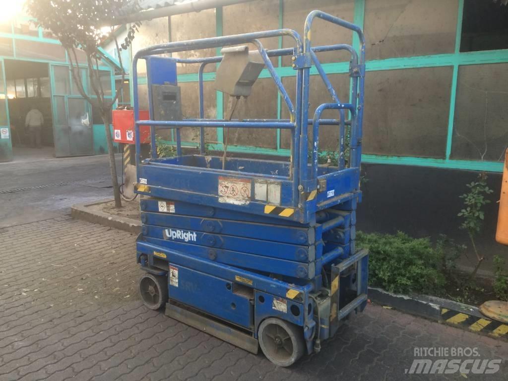 UpRight MX19    V-2783 Vertical mast lifts