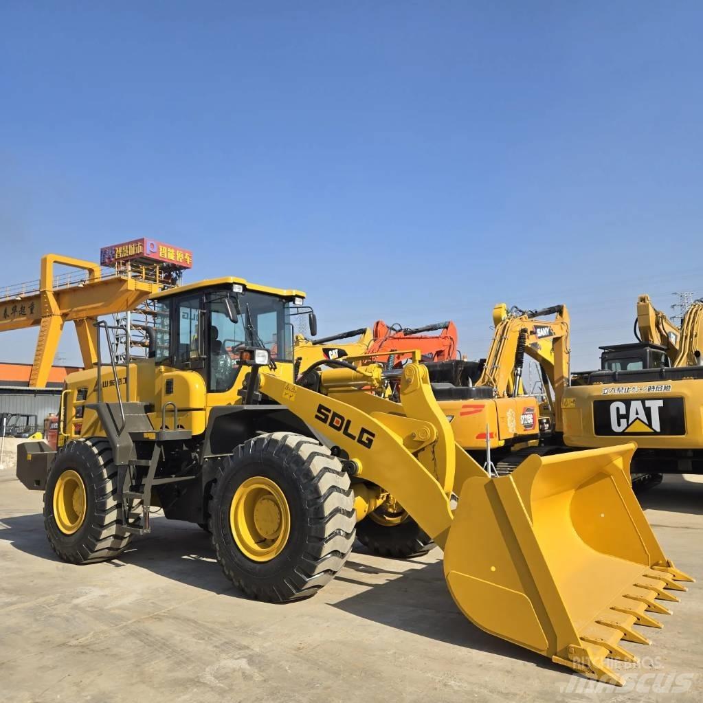 SDLG LG 956 F Wheel Loaders