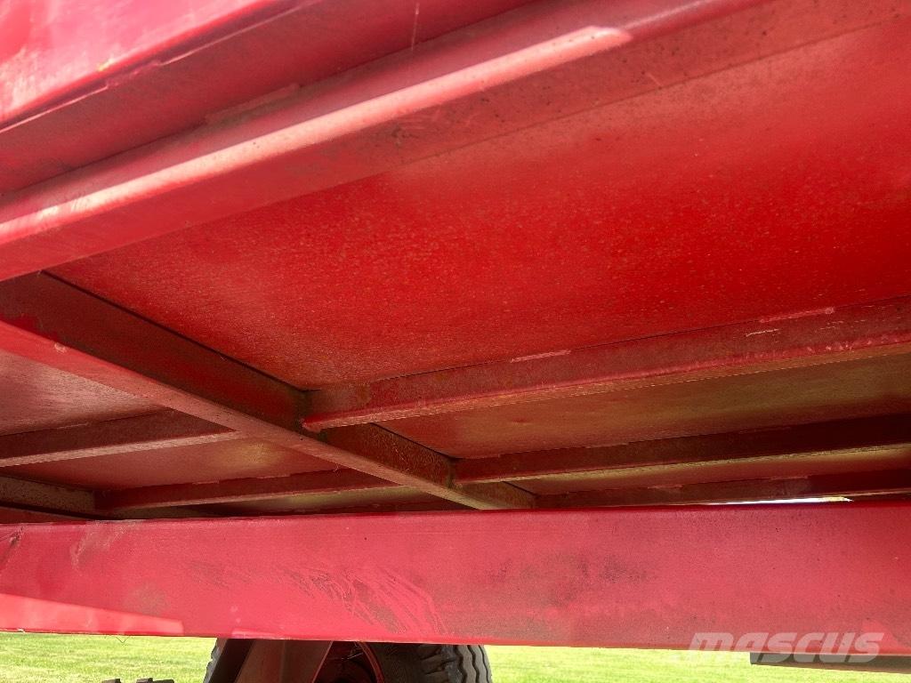 Spragelse 7 T Tip Trailers