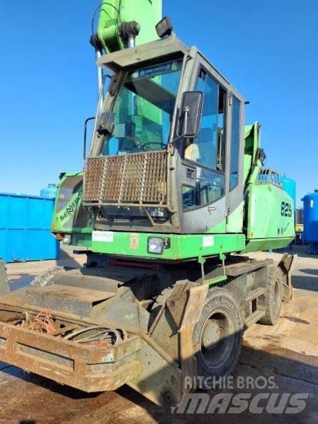Sennebogen 825 Waste / Industry Handlers