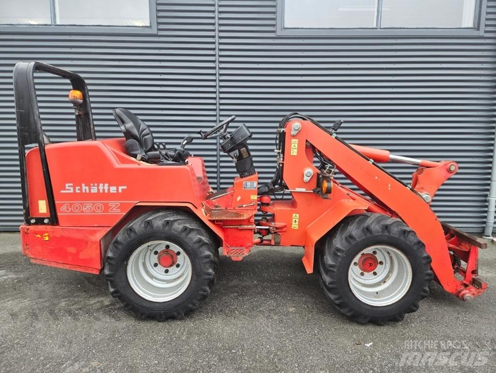 Schäffer 4050 Z Mini Loader