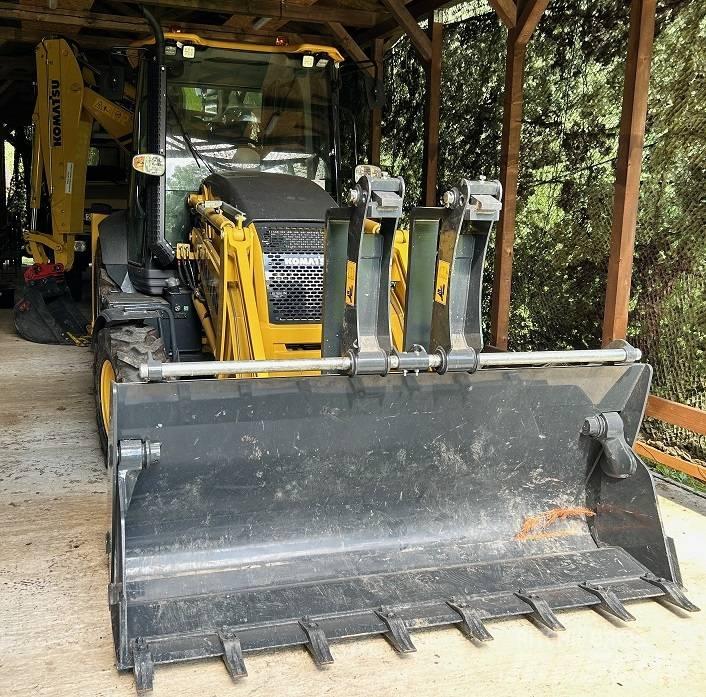 Komatsu WB 93 R 8E0 Backhoe Loaders