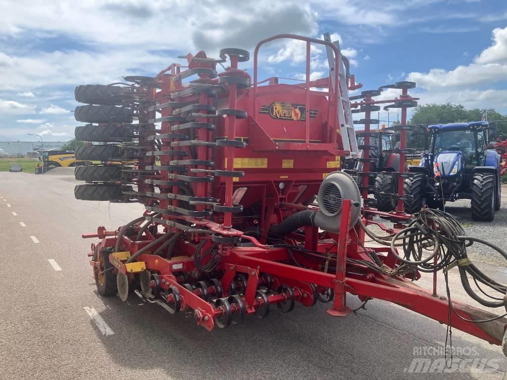 Väderstad RapidA600S Farm Drills