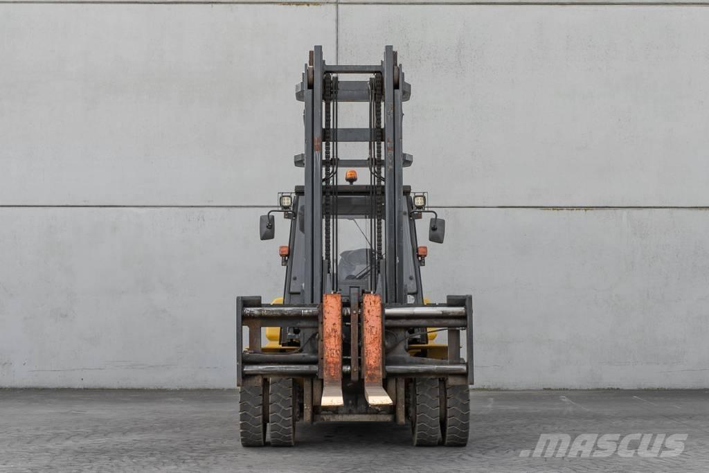 Komatsu FD 80-10 Diesel Forklifts
