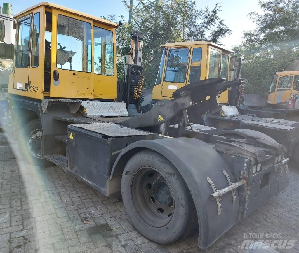 Mafi R332 Shunt Trucks