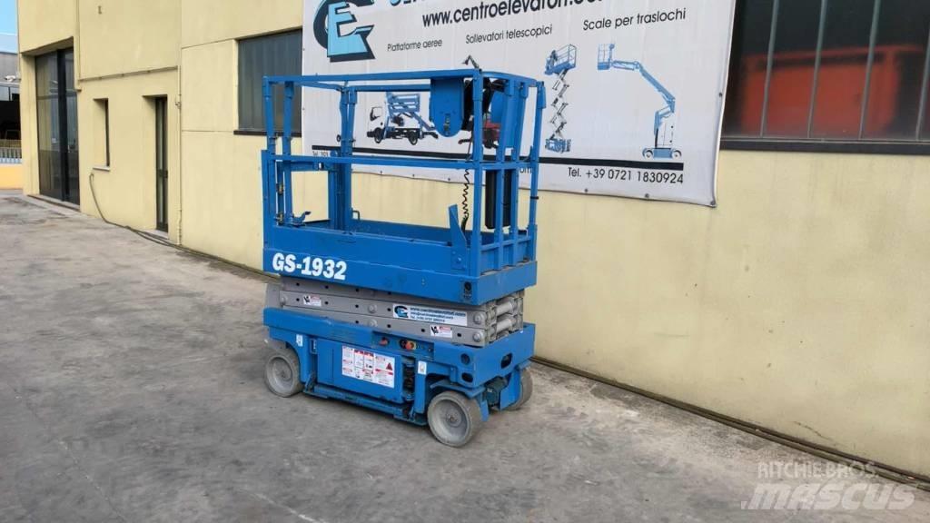 Genie GS 1932 Scissor Lifts