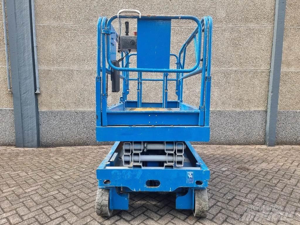 Genie GS2046 Scissor Lifts
