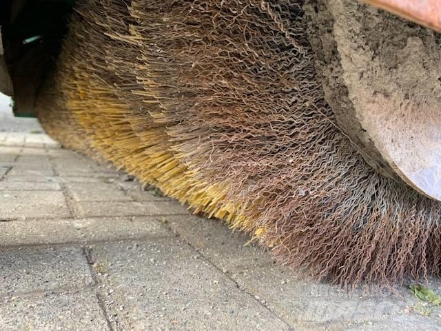 Sobernheimer UKM 25 Sweepers