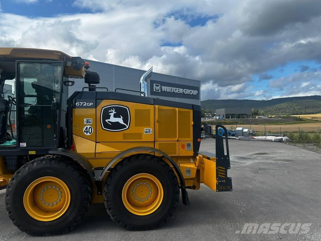 John Deere 672 GP Motor Graders