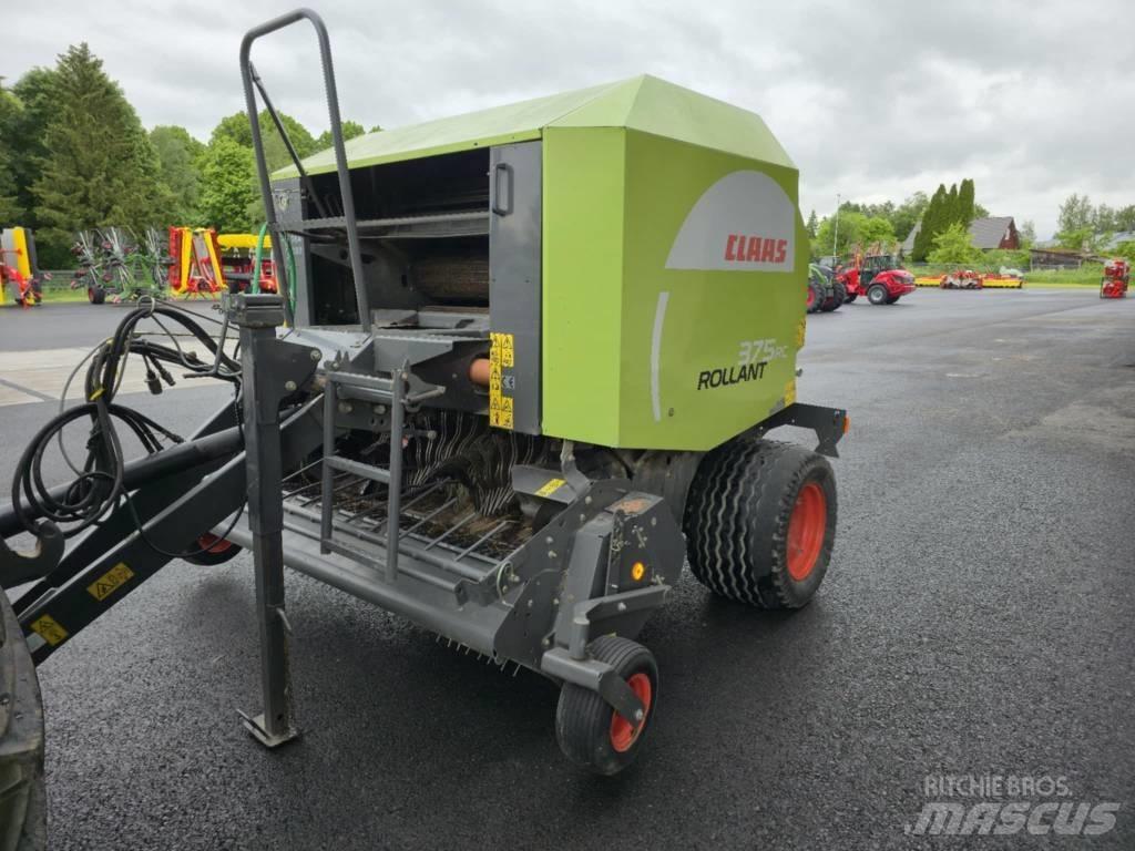 CLAAS Rollant 375 RC Round Balers