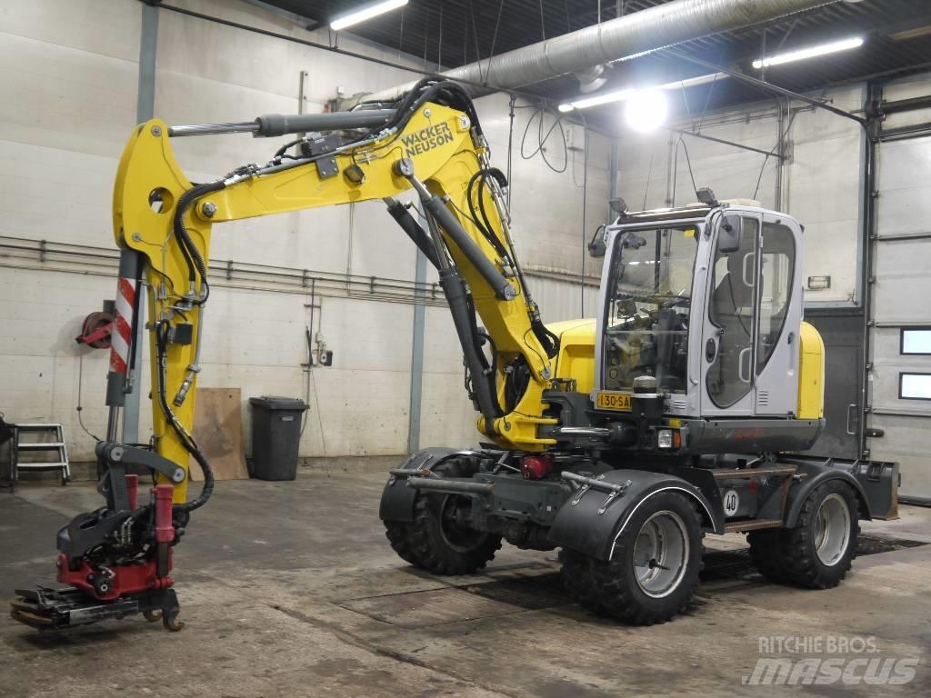 Wacker Neuson EW 100 Wheeled Excavators