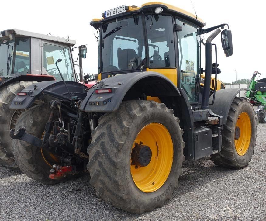 JCB Fastrac 4220 Tractors