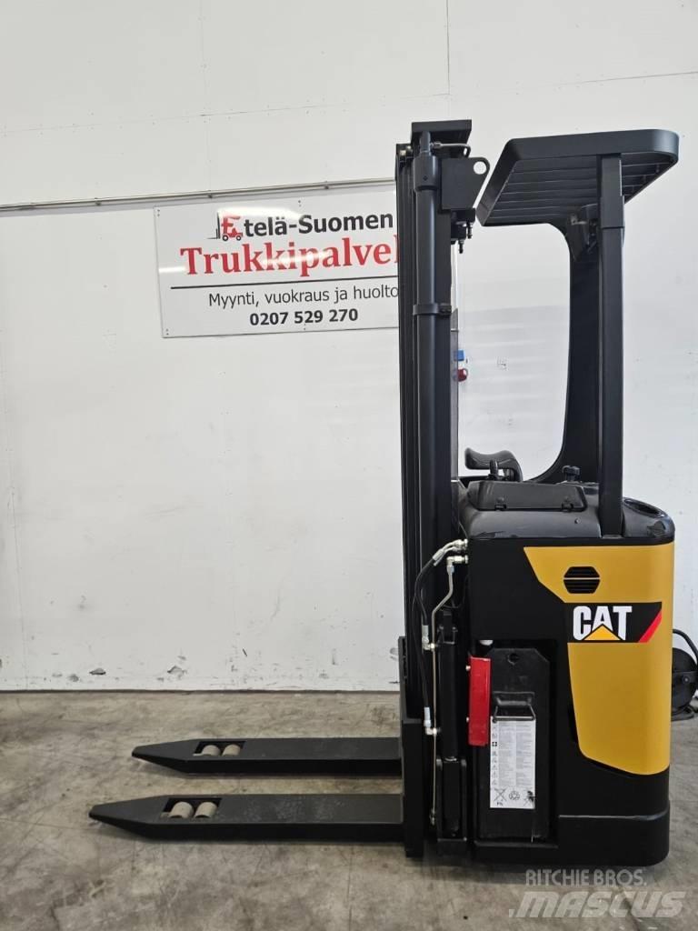 CAT NSR16N Self Propelled Stackers