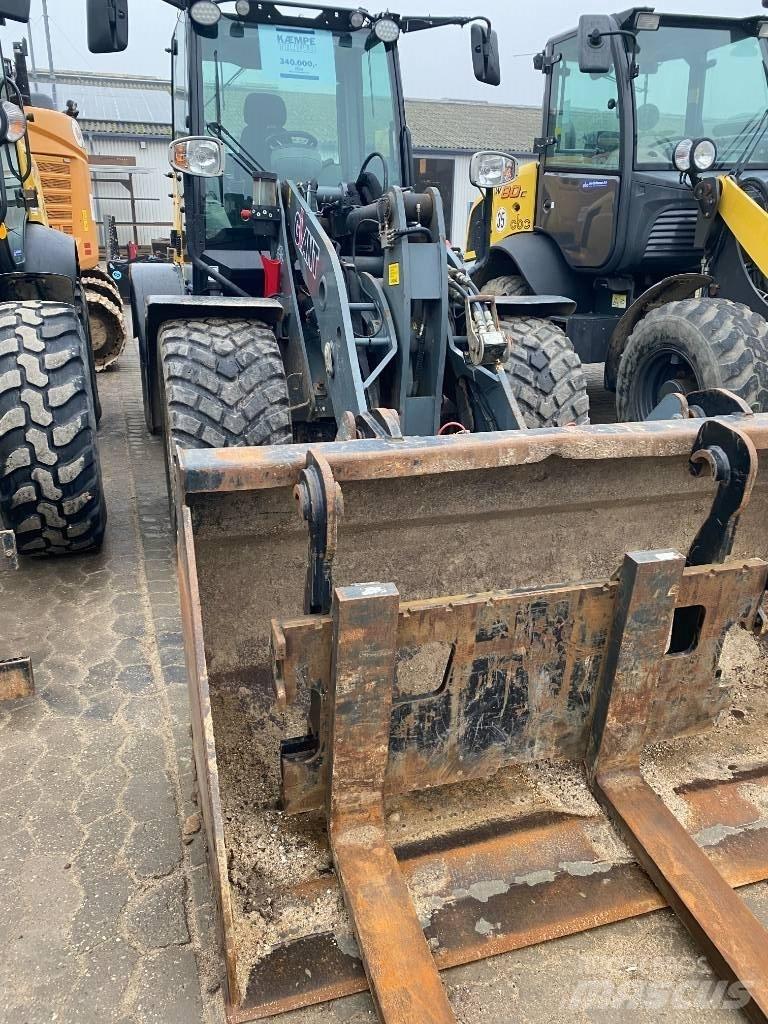 GiANT V 761 T Mini Loader