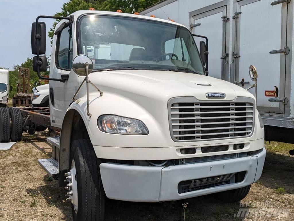 Freightliner M2106 Cab & Chassis Trucks