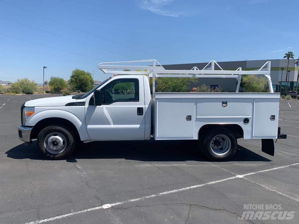 Ford F 350 HD Pickup Trucks