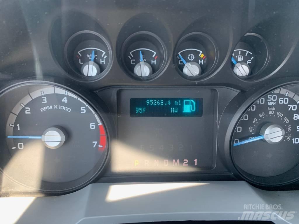 Ford F 350 HD Pickup Trucks
