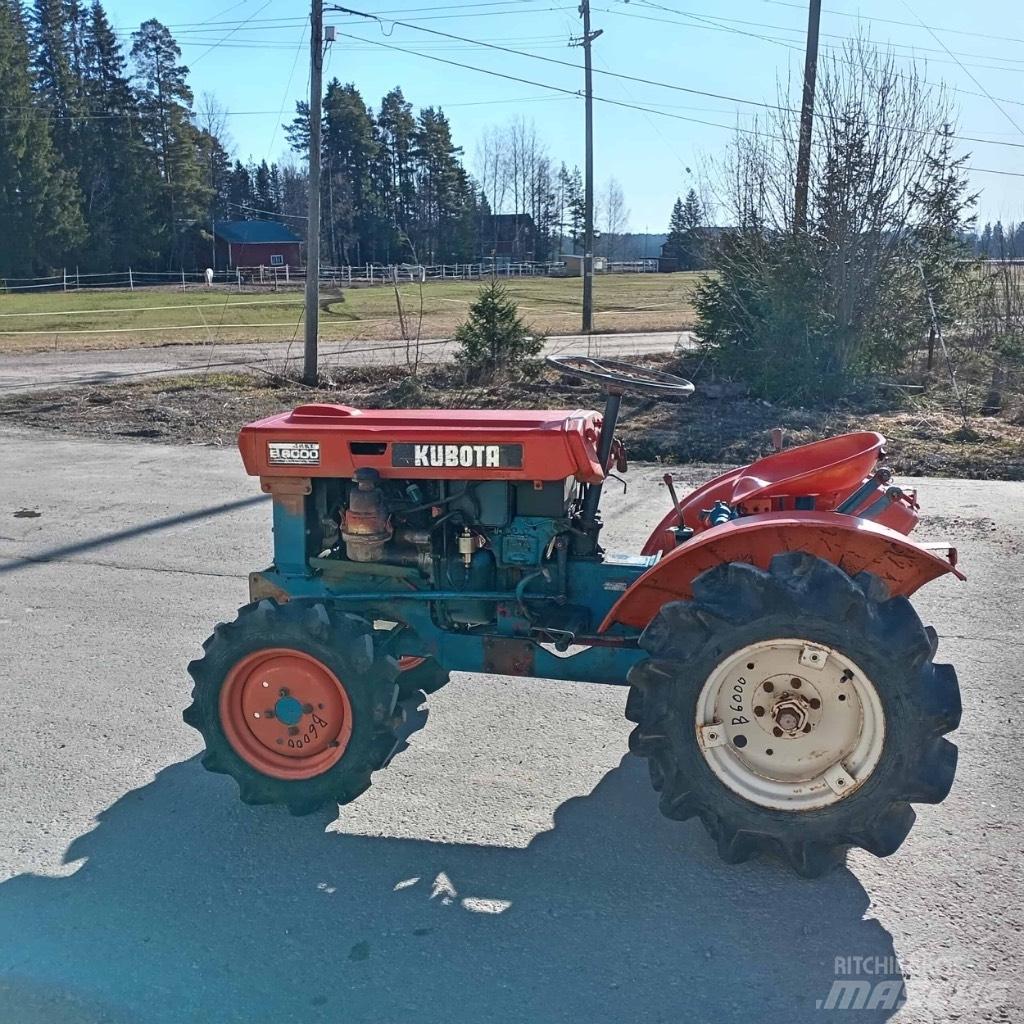 Kubota B 6000 Tractors