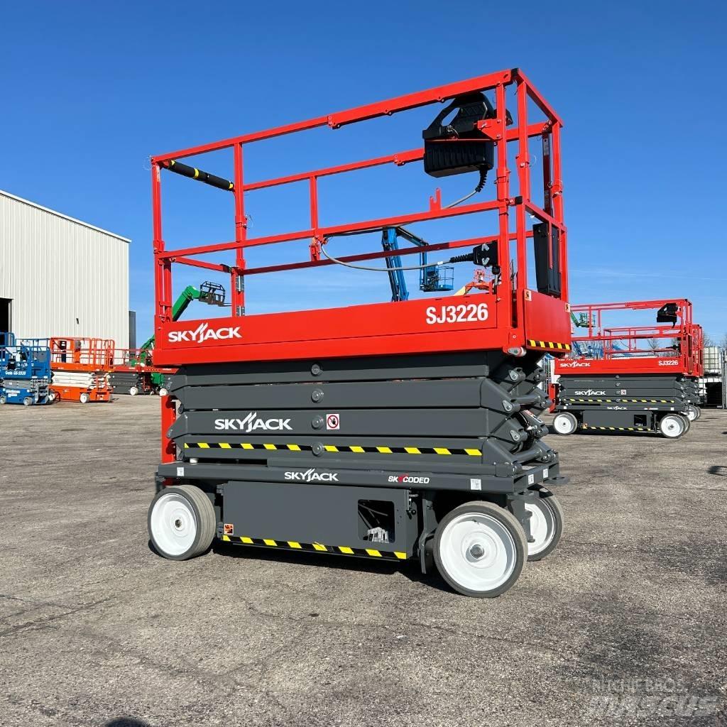 SkyJack SJ 3226 Scissor Lifts