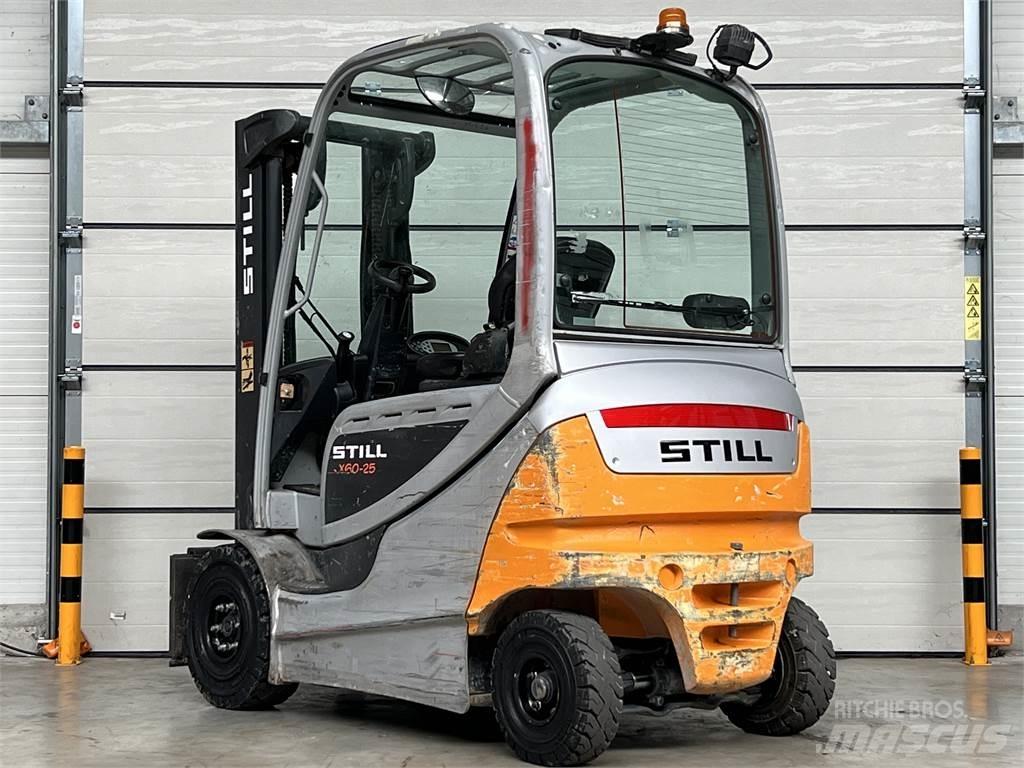 Still RX60-25 Electric Forklifts