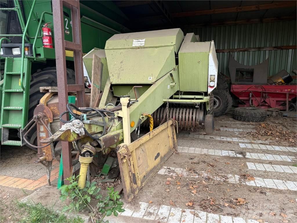 Fortschritt 550 Square Balers