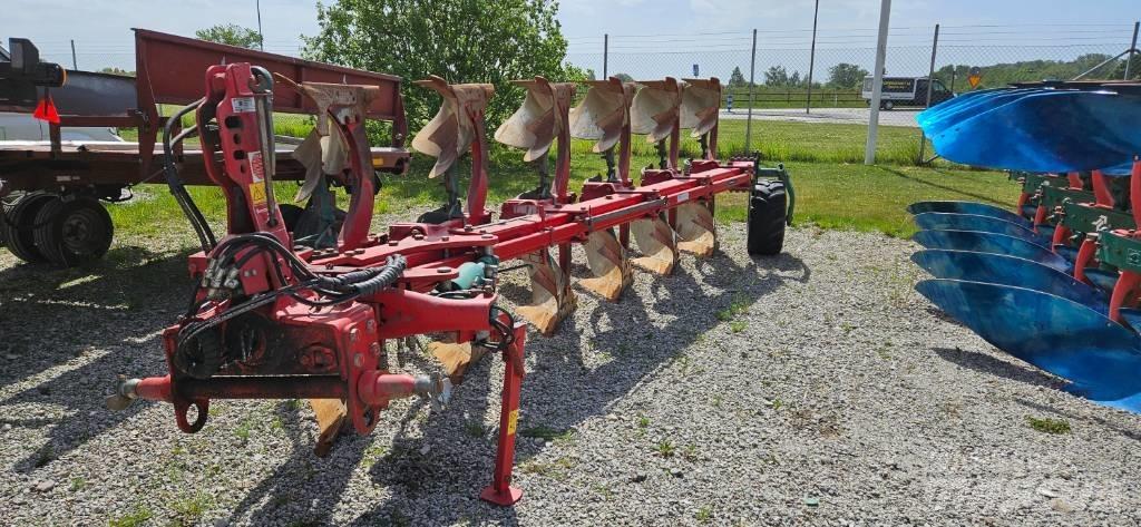 Kverneland ES85 Reversible ploughs