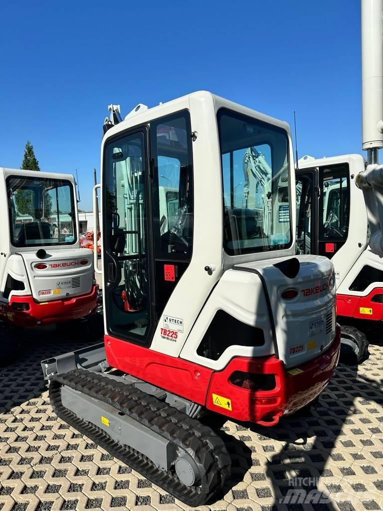 Takeuchi TB225 V3 Mini Excavators <7t (Mini Diggers)