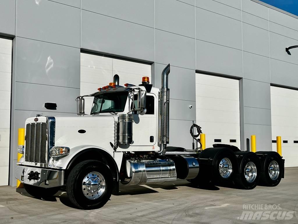 Peterbilt 389 Conventional Trucks / Tractor Trucks