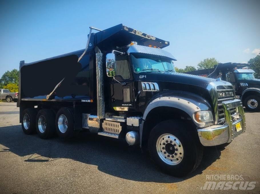 Mack Granite GU 713 Dump Trucks