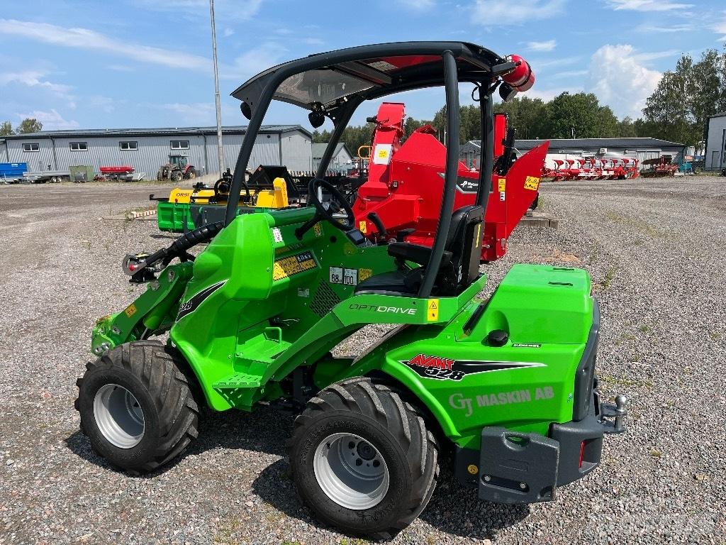 Avant 528 Multi purpose loaders