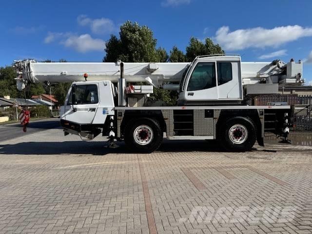 Tadano ATF 40-2 Mobile and all terrain cranes