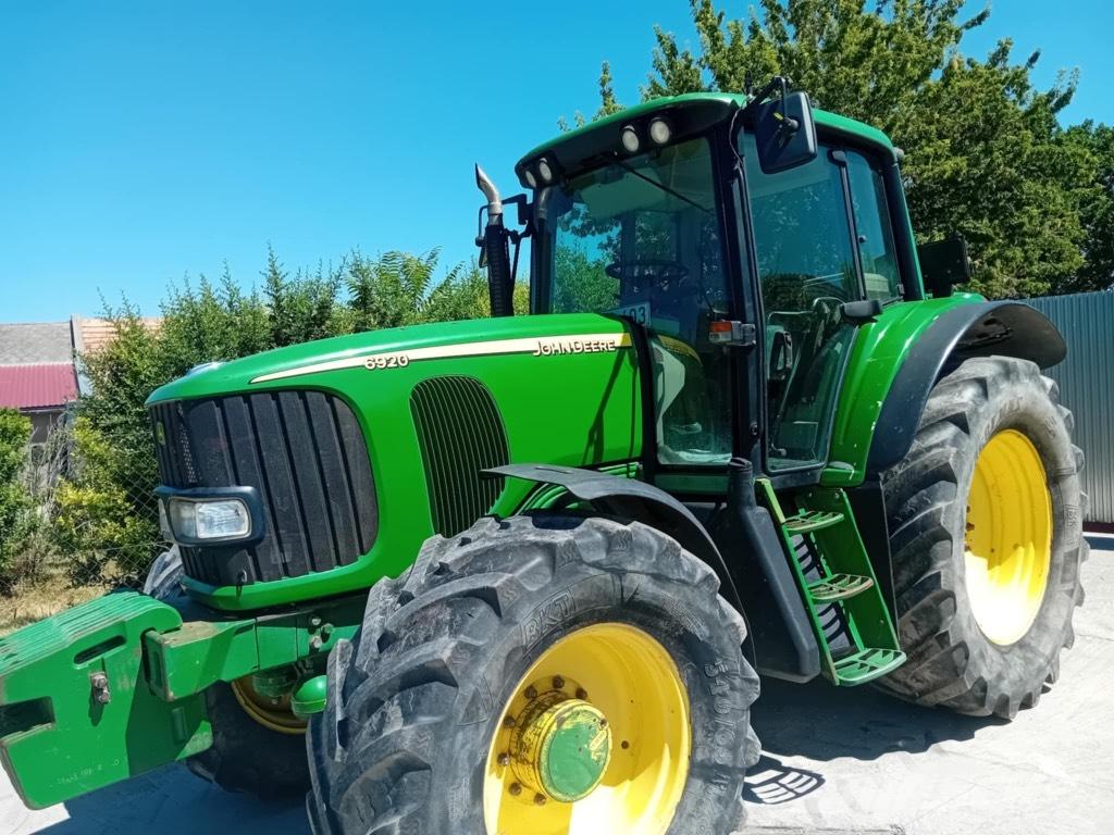John Deere 6920 Tractors