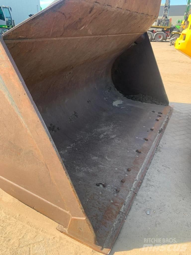 Hyundai HL 770-9 Wheel Loaders