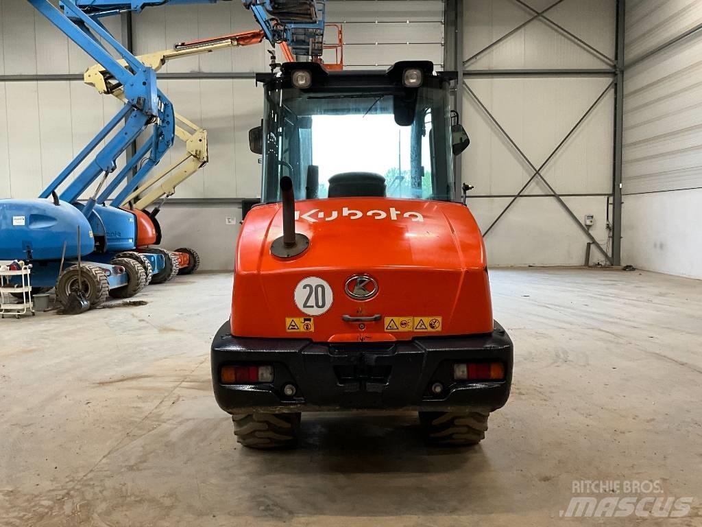 Kubota R 065 Wheel Loaders