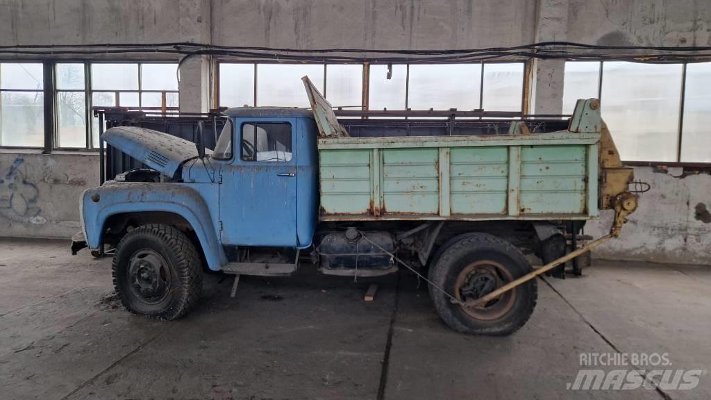 ZIL 496210 Dump Trucks