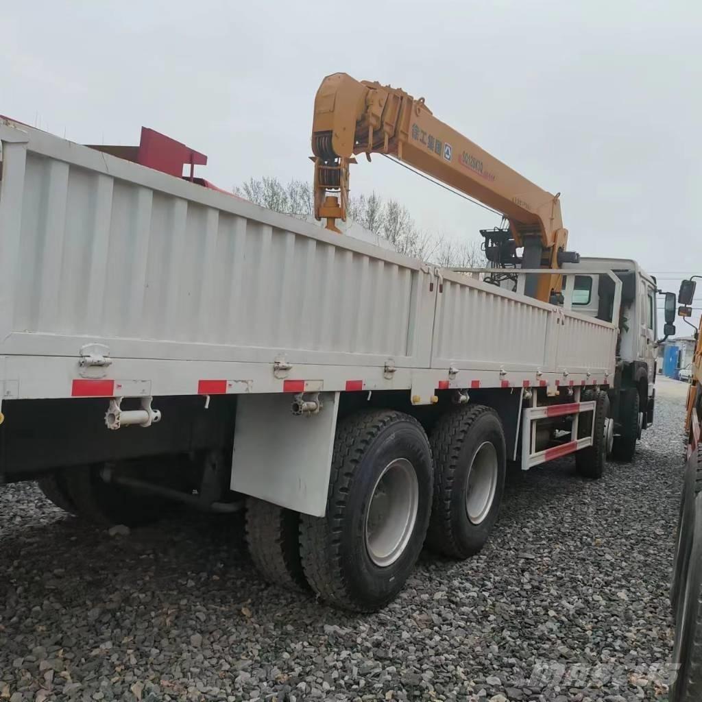 Howo 8*4 371 Dump Trucks