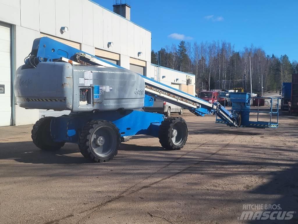 Genie S 65 Articulated boom lifts
