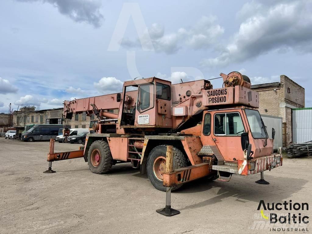 Grove AT 633 B Mobile and all terrain cranes